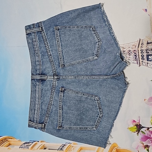Current/Elliott High-Waisted Raw Hem Denim Cut Off Shorts‎ Size 29 - Picture 7 of 7